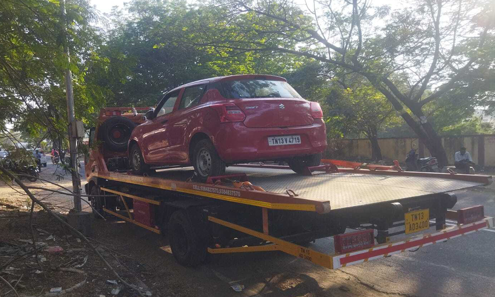 Accident Vehicle Towing Service in Ayapakkam